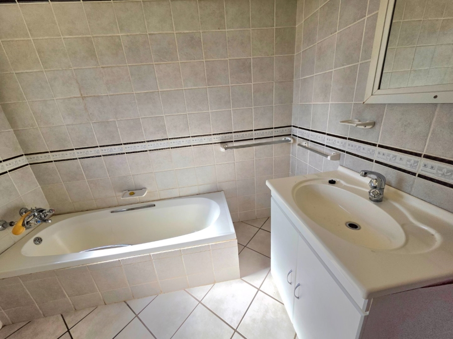 4 Bedroom Property for Sale in Panorama Free State